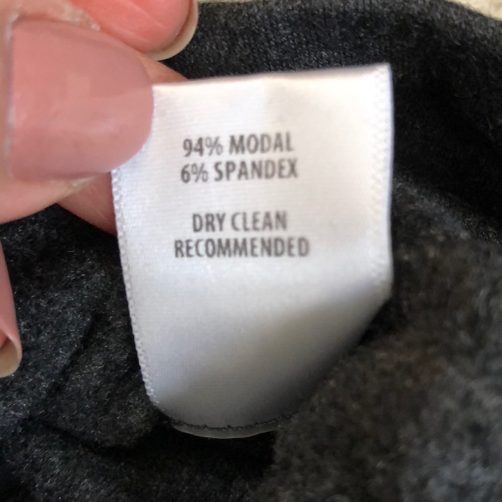 Bailey 44 - Picture 4 of 7